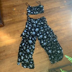 ❌SOLD❌ 2 piece pants set from American Eagle